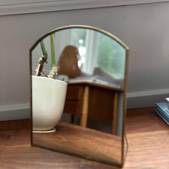 Arched mirror with brass/gold frame - Picture 3 of 3
